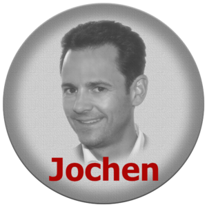 Jochen mit <b>Rolf Benzmann</b> bei „Chefsache“ - jochenbutton-2-300x300